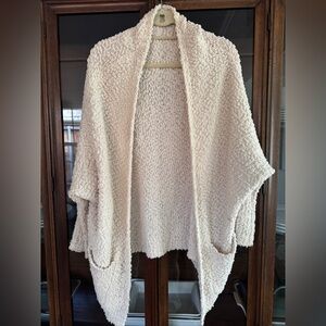 Umgee Cream Cozy Women's Wrap